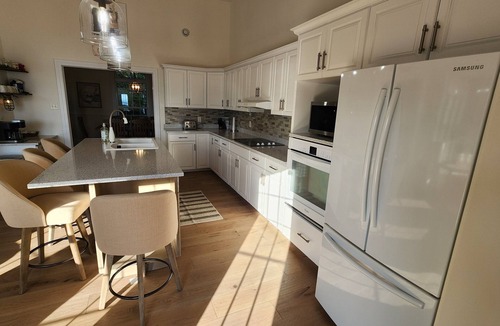 Prospect Bay House | Gorgeous Oceanfront Retreat near Halifax