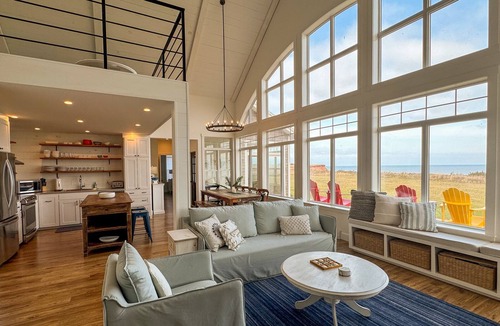 Sea View Cottage | Gorgeous oceanfront beach house w/two master suites, walk to beach, AC, Firepit