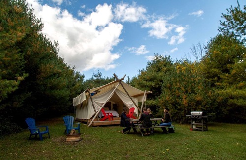 Port Dover House | Gorgeous Ontario Glamping Rental near Port Dover