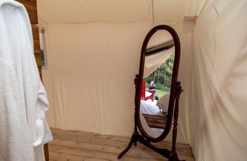 Port Dover House | Gorgeous Ontario Glamping Rental near Port Dover