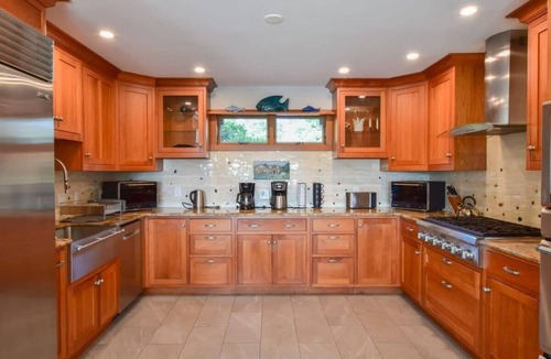 Wellfleet House | Gorgeous Outdoor areas with Heated Pool & Hot Tub!