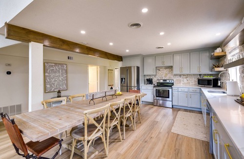 Palo Pinto House | Gorgeous Palo Pinto Home w/Private Hot Tub!