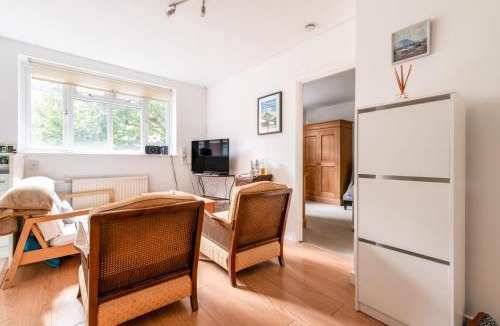 West Putney Apartment | Gorgeous Putney Flat