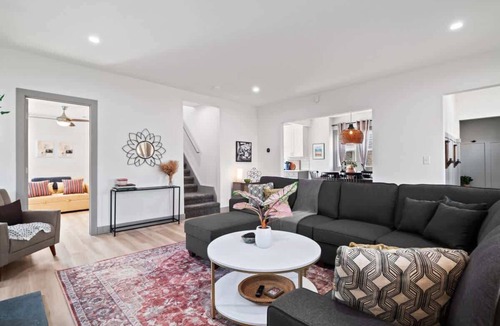 Firestone Park House | Gorgeous Remodel|Game Room|Sleeps 8