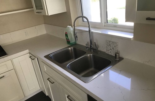 Canoga Park House | Gorgeous Remodeled 3 Beds, 2 Baths in Prime location.