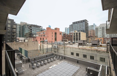 Killgubbin Apartment | Gorgeous River North 1BR, nr L Stop, Riverwalk & Loop, by Blueground