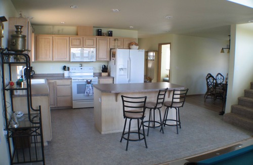 Orondo House | Gorgeous river view -Winter & Summer fun-