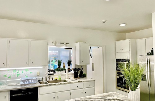 West End House | GORGEOUS RIVERFRONT "WOW" RETREAT OVERLOOKING THE SAVANNAH RIVER!