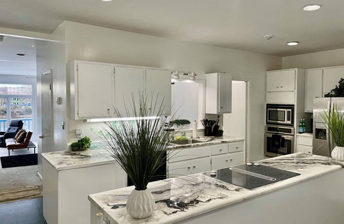 West End House | GORGEOUS RIVERFRONT "WOW" RETREAT OVERLOOKING THE SAVANNAH RIVER!