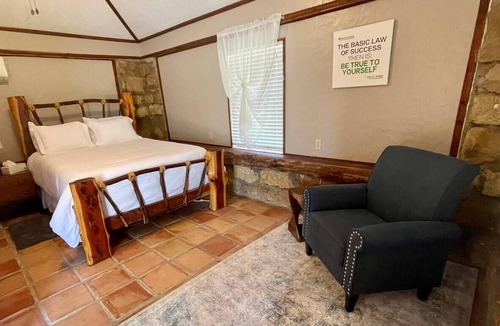 Myra Cabin | Gorgeous Room with a Gorgeous View