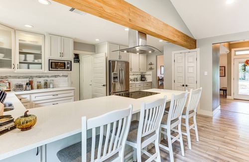 San Marcos House | Gorgeous San Marco Home w/Patio & Grill!