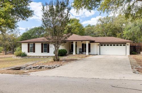San Marcos House | Gorgeous San Marco Home w/Patio & Grill!