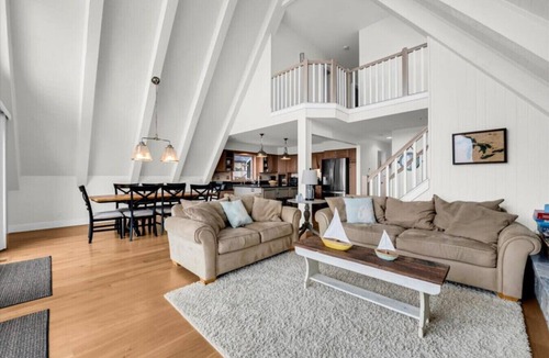 Port Sanilac House | Gorgeous Sandy Beach Along Lake Huron!