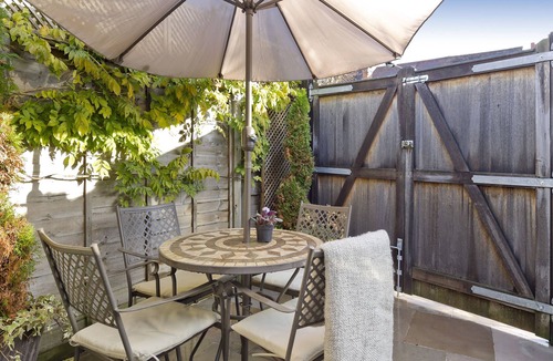 East Sheen Apartment | Gorgeous Self Contained Studio