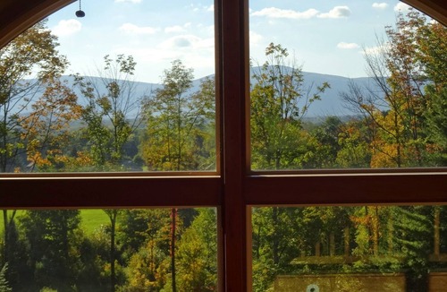 Sheffield House | Gorgeous Sheffield Home in Heart of Berkshires