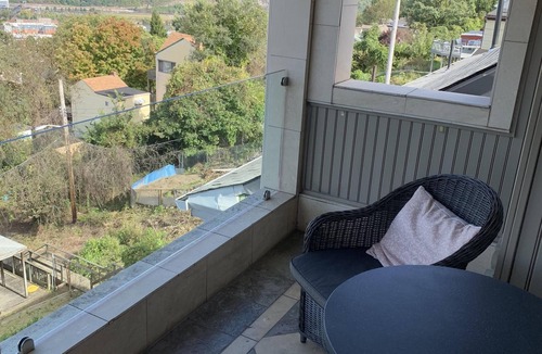 South Side Slopes House | Gorgeous Southside Slopes home with outdoor hot tub and city view!