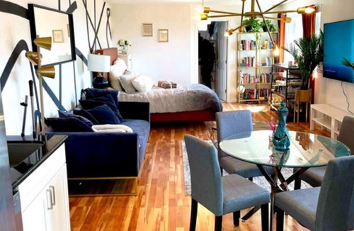 Merriewood Apartment | Gorgeous Studio Atop Grizzly Peak