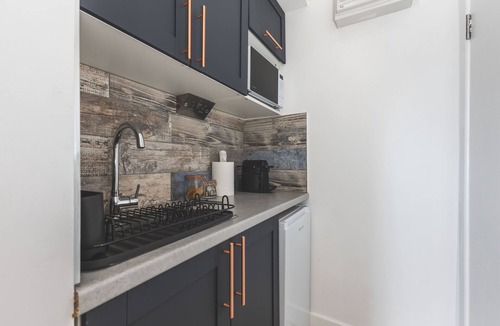 Highbury Apartment | Gorgeous studio flat - Islington GREAT location 01