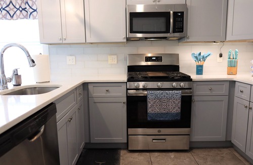 Belleville Apartment | ★GORGEOUS STYLISH APT Close to American Dream & NYC★