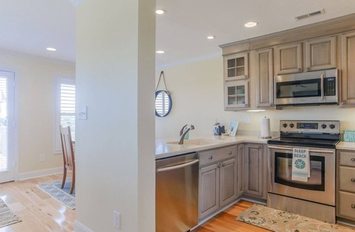 Topsail Beach House | Gorgeous, Summer Paradise, Serenity Point Topsail Beach - 2BR, 2.5BA