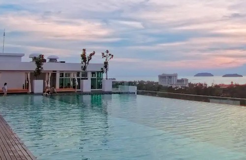 Kampung Sembulan Baru Apartment | Gorgeous Sunset Downtown B22