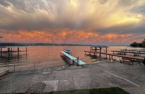 Canandaigua Cottage | Gorgeous Sunsets! Lake Level Home On Desirable East Side