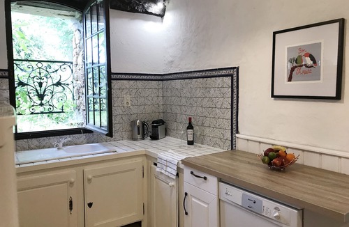 La Bastide-de-Bousignac Cottage | Gorgeous three bedroom gîte with rustic charm