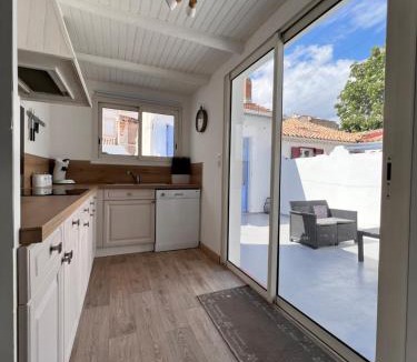 Convention House | Gorgeous town house