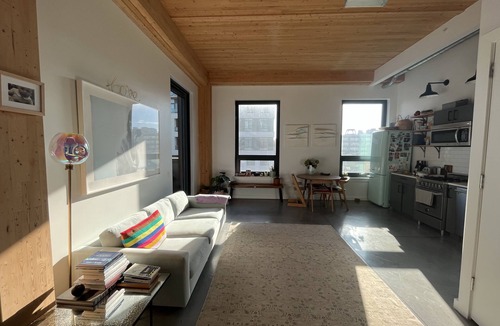 Williamsburg Apartment | Gorgeous two bedroom with a huge terrace