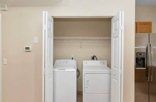 Innovation District Apartment | Gorgeous - UF Campus Adjacent. Full Kitchen