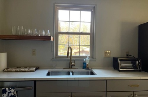Terrell House | Gorgeous 3-bedroom house with AC near Lake Norman of Catawba