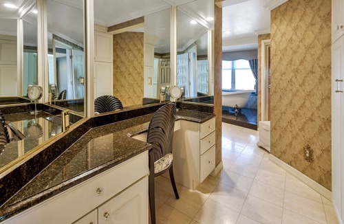 East Setauket House | Gorgeous Villa On The Bay !