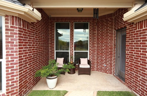 Hurst House | Gorgeous View Home backing up Community LAKES & Trail