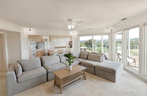 Loomis House | Gorgeous View Private, Quiet