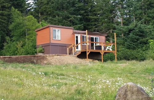 Stevenson Cottage | Gorgeous view Secluded Tiny Cottage, Previously only found on A-bnb