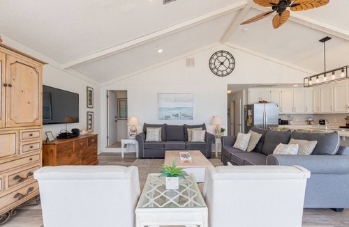 Surf Side Shores House | Gorgeous Views! 5BR directly on the beach!nGreat covered Deck overlooking water!