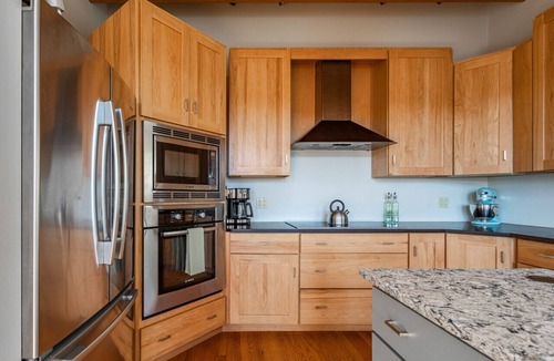 Livingston Manor House | Gorgeous Waterfront w/Hot Tub and Game Level