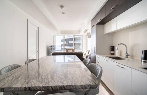 Central Waterfront Condo | Gorgeous Waterfront Condo