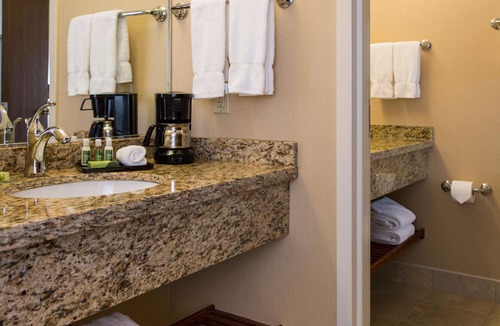 Ogunquit Hotel | Gorges Grant Hotel