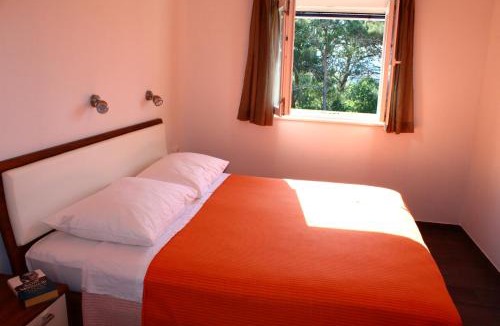 Verunic Apartment | Gorgonia Suites in Verunic