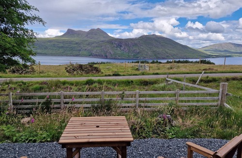 Drumchork Cabin | Gorse Gorgeous Glamping Hideaway