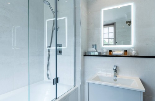 Woking Hotel | Gorse Hill