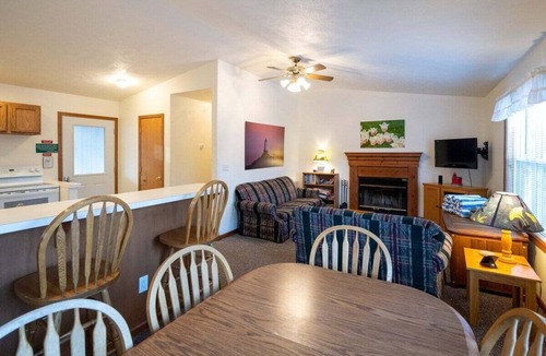 Saugatuck Cottage | Goshorn Lake Resort Cottage #23