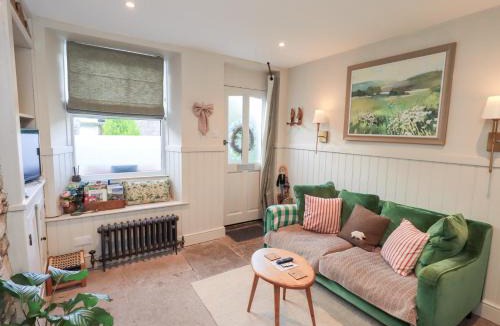 Kendal House | Gosling Cottage