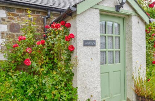 Black Torrington House | Goslings