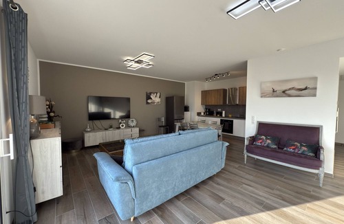 Serignan Apartment | GOSN LD167