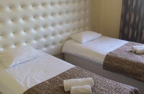 Neftekumsk Hotel | Gostiniy Dvor Inn