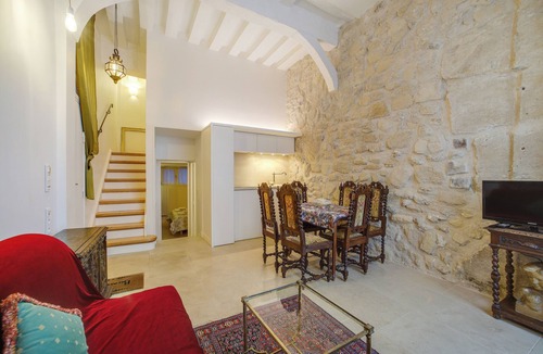 Saint-Victor Apartment | Gothic memories on the path to Notre Dame Cathedral. Number Paris 7510500728636