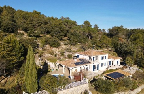 Goudargues House | Goudargues: Hills & Heated Pool