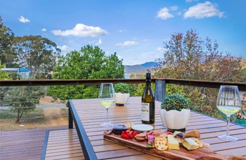 Goughs Bay House | Goughs Gem